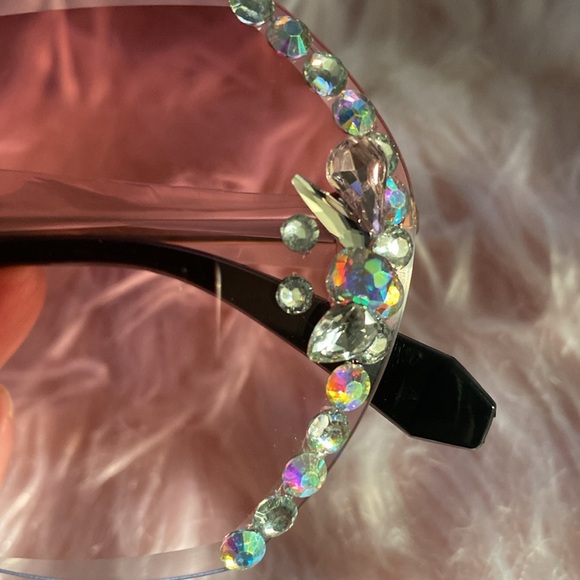 Fashion, Sonny’s - Picture 3 of 4